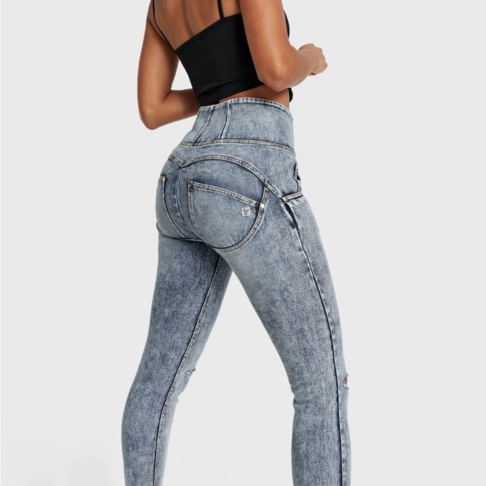 Brand new Freddy Jeans WRUP Snug